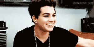 Adam Lambert GIF. Artiesten Gifs Adam lambert 2010 Donorschoosechat 