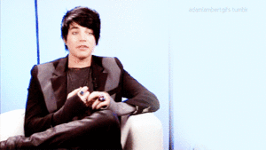 Adam Lambert GIF. Artiesten Tommy Kus Gifs Adam lambert 2010 Glam natie tour 