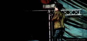 Adam Lambert GIF. Artiesten Gifs Adam lambert Geschokt 