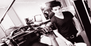Adam Lambert GIF. Artiesten Gifs Adam lambert 2010 Fotoset Donorschoosechat 1000 