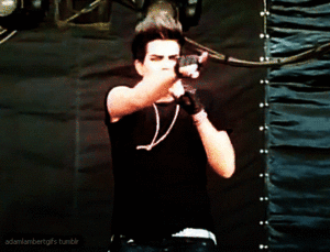 Adam Lambert GIF. Muziek Artiesten Gifs Adam lambert 