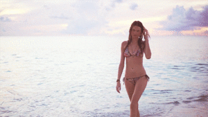 Adam Levine GIF. Artiesten Gifs Adam levine Deurwaarder 