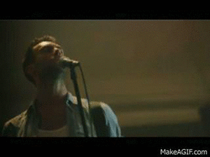 Adam Levine GIF. Artiesten Gifs Adam levine The voice 