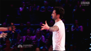 Adam Levine GIF. Artiesten Gifs Adam levine The voice Inttv 