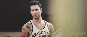 Adam Levine GIF. Artiesten Shakira Gifs Adam levine The voice 