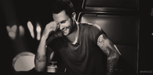 Maroon 5 GIF. Artiesten Gifs Adam levine Maroon 5 
