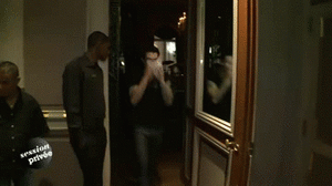 Maroon 5 GIF. Artiesten Gifs Adam levine Maroon 5 Geschokt Ge&iuml;nteresseerd Seizoen 3 The voice Ge&iuml;ntrige 