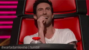 Maroon 5 GIF. Artiesten Gifs Adam levine Maroon 5 Seizoen 4 The voice 