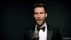 Maroon 5 GIF. Artiesten Gitaar Gifs Adam levine Maroon 5 Adam noah levine 