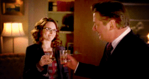 Alec Baldwin GIF. Proost Gifs Filmsterren Alec baldwin Gelukkig Glimlachen 30 rock Liz lemon 
