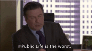 Alec Baldwin GIF. Gifs Filmsterren Alec baldwin Verlaten Gefrustreerd Conversatie Walging Ik ben weg 30 rock Afgewerkt 