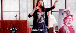 Alison Brie GIF. Gifs Filmsterren Alison brie Community Annie edison Zes seizoenen en een film 