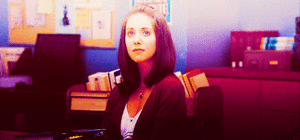 Alison Brie GIF. Interview Gifs Filmsterren Alison brie Community Gemeenschap cast 
