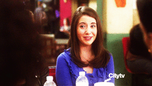 Alison Brie GIF. Annie Gifs Filmsterren Alison brie Nbc Community Annie edison 