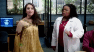 Alison Brie GIF. Gifs Filmsterren Alison brie Werk Baas Love bites 