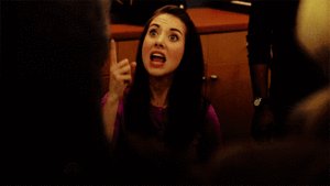 Alison Brie GIF. Gifs Filmsterren Alison brie Alles Daily show Mijn antwoord op alles 