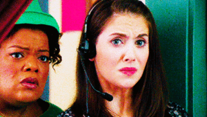 Alison Brie GIF. Tv Gifs Filmsterren Alison brie Cmon Community 