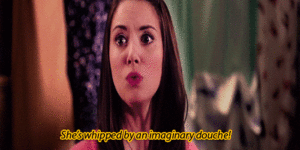 Alison Brie GIF. Rood Gifs Filmsterren Alison brie Community Annie edison 