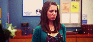 Alison Brie GIF. Gifs Filmsterren Alison brie Alison brie fc 