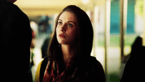 Alison Brie GIF. Zoey Gifs Filmsterren Alison brie 