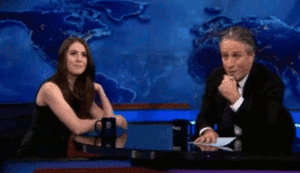 Alison Brie GIF. Gifs Filmsterren Alison brie Alles Daily show Mijn antwoord op alles 