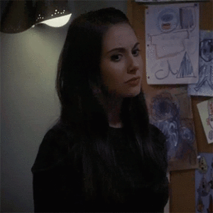 Alison Brie GIF. Gifs Filmsterren Alison brie Community Annie edison 