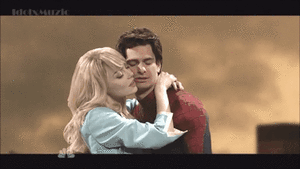 Andrew Garfield GIF. Gifs Filmsterren Andrew garfield Crackship Freya mavor 