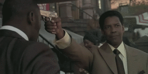 Angelina Jolie GIF. Films Angelina jolie Gifs Filmsterren Lara croft tomb raider 