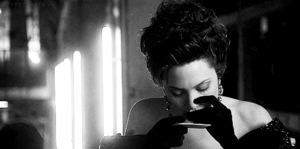Angelina Jolie GIF. Angelina jolie Gifs Filmsterren Drugs Gia 