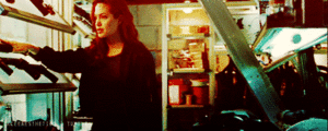 Angelina Jolie GIF. Film Angelina jolie Gifs Filmsterren Meisje onderbroken 