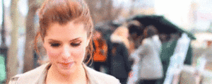 Anna Kendrick GIF. Gifs Filmsterren Anna kendrick Fashion &amp;amp; beauty 