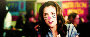 Anna Kendrick GIF. Interview Gifs Filmsterren Anna kendrick Van alex 