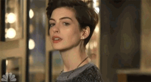 Anne Hathaway GIF. Gifs Filmsterren Anne hathaway Op een dag Jim sturgess 