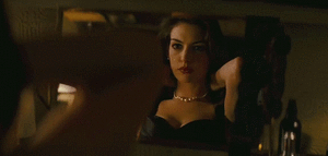 Anne Hathaway GIF. Gifs Filmsterren Anne hathaway 