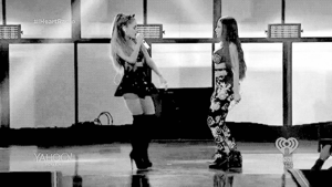 Ariana Grande GIF. Artiesten Ariana grande Gifs 
