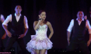 Ariana Grande GIF. Artiesten Ariana grande Gifs 