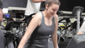 Arnold Schwarzenegger GIF. Film Gifs Filmsterren Arnold schwarzenegger Explosie Jumping Last action hero 