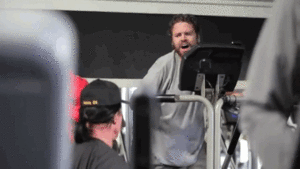 Arnold Schwarzenegger GIF. Bioscoop Geweer Terminator Gifs Filmsterren Arnold schwarzenegger Terminator 2 