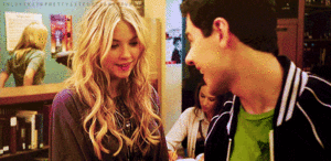 Ashley Benson GIF. Gifs Filmsterren Ashley benson Ashley benson s Ashley benson set 