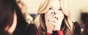 Ashley Benson GIF. Gifs Filmsterren Ashley benson 100 Ashley benson s 