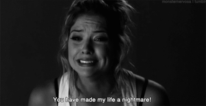 Ashley Benson GIF. Pretty little liars Gifs Filmsterren Ashley benson Pll Hanna marin Pictog 