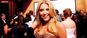Ashley Benson GIF. Pretty little liars Hanna Gifs Filmsterren Ashley benson Ashley benson s 