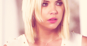 Ashley Benson GIF. Gifs Filmsterren Ashley benson Ashley benson s Ashely benson hunt Ashley b 