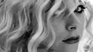 Avril Lavigne GIF. Artiesten Avril lavigne Gifs He wasnt 