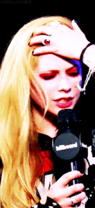 Avril Lavigne GIF. Artiesten Avril lavigne Gifs What the hell 