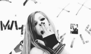 Avril Lavigne GIF. Artiesten Avril lavigne Gifs Klap Slapping Popcorn Abdij 