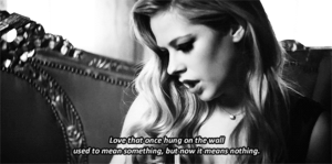 Avril Lavigne GIF. Artiesten Avril lavigne Smile Gifs 
