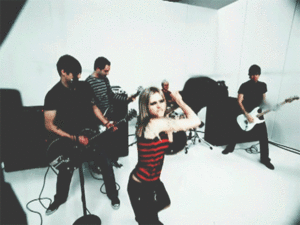 Avril Lavigne GIF. Artiesten Avril lavigne Gifs Tieten Stuiterende tieten 
