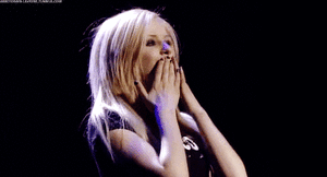 Avril Lavigne GIF. Artiesten Avril lavigne Kus Gifs 
