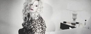 Avril Lavigne GIF. Artiesten Avril lavigne Gifs Black star 